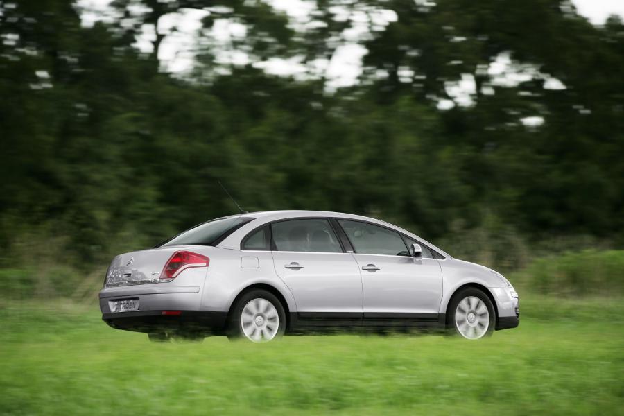  Citroen C4 Sedan 2008 года  (фото 48 из 75)